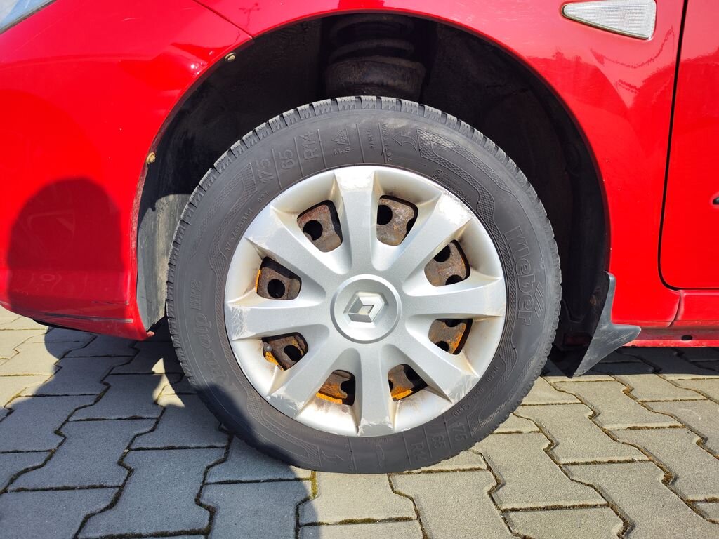 Renault Thalia Sedan / Limuzína 1,1 l 55 kw