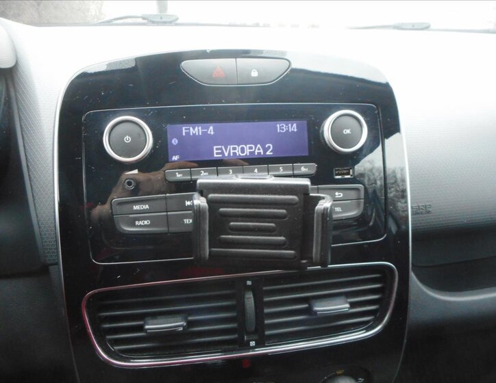 Renault Clio Hatchback 898,0 56 kw