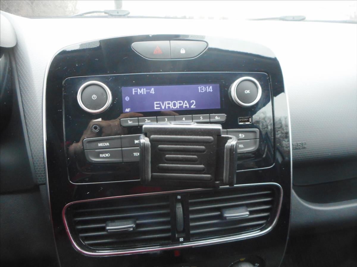 Renault Clio Hatchback 898,0 56 kw