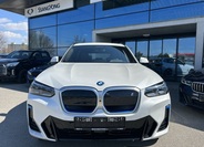 BMW iX3 1