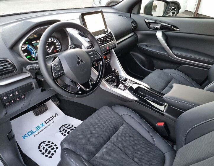 Mitsubishi Ostatní SUV / Terénní 2,4 l 138 kw