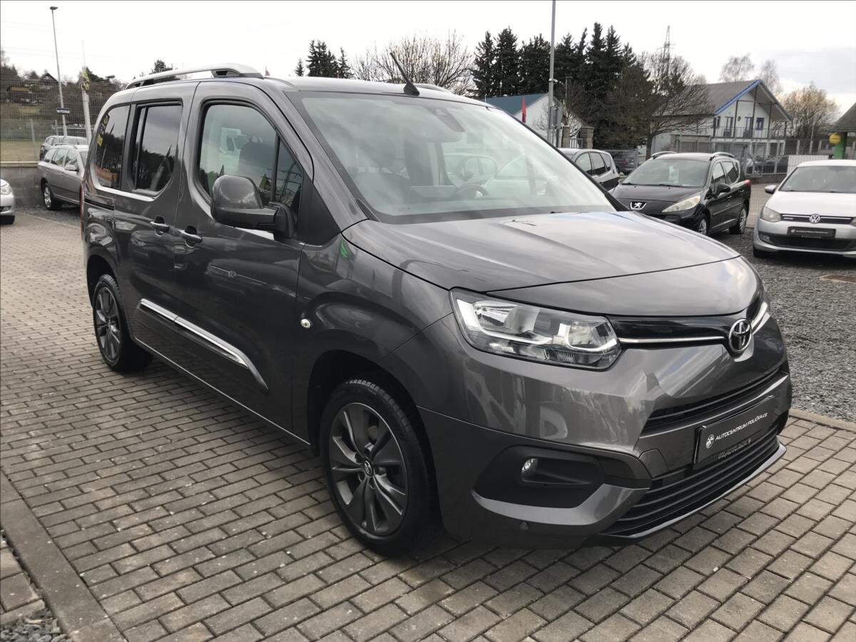 Toyota ProAce City Verso Kombi 1,5 l 96 kw
