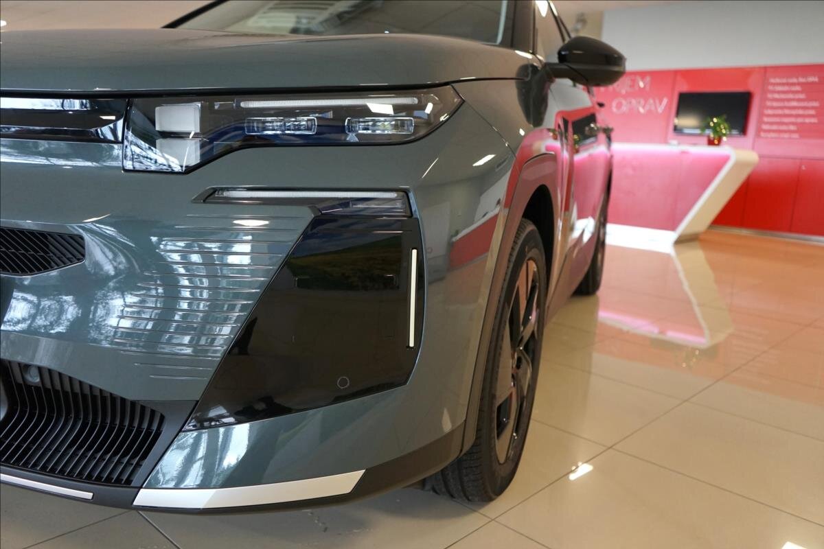 Citroën C5 Aircross SUV / Terénní 1,2 l 107 kw