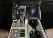 Toyota Land Cruiser SUV 2,8 l 150 kw