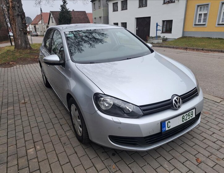 Volkswagen Golf 1