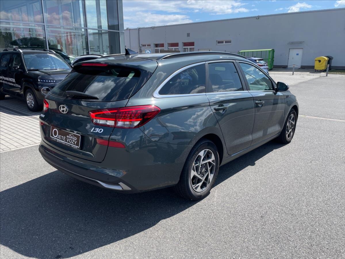 Hyundai i30 Kombi 998,0 73 kw