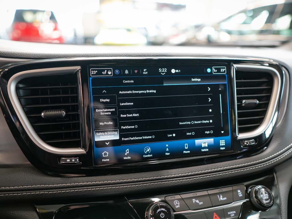 Chrysler Pacifica MPV 3,6 l 221 kw