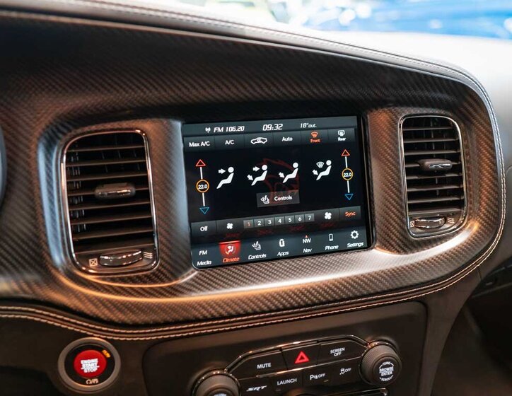 Dodge Charger Sedan / Limuzína 6,2 l 527 kw