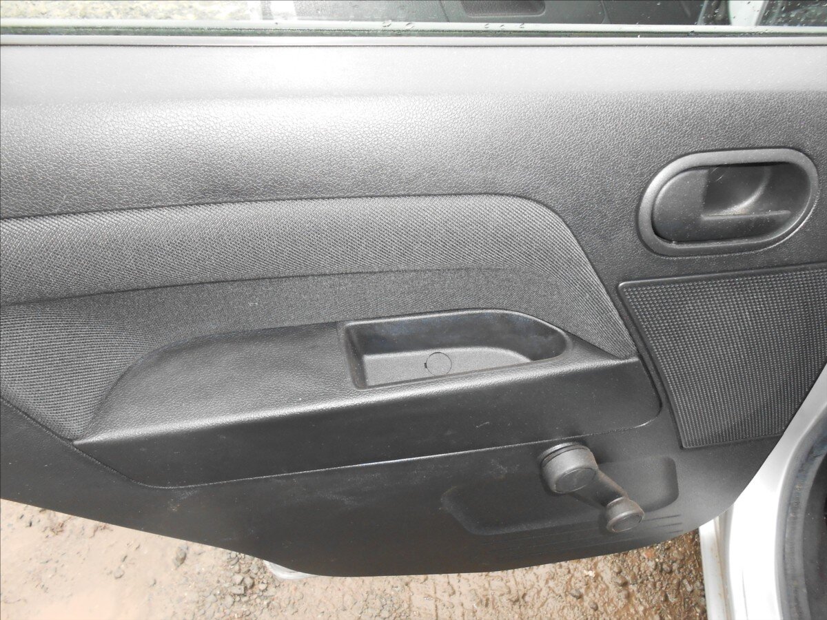 Ford Fusion Kombi 1,4 l 59 kw