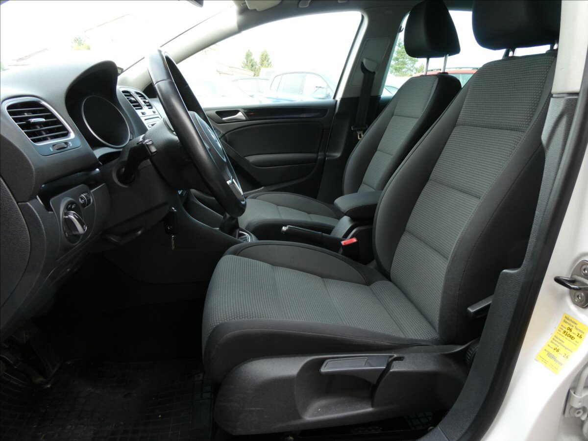 Volkswagen Golf Hatchback 1,2 l 63 kw