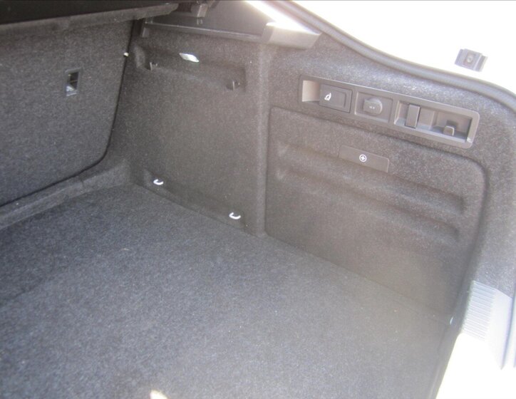 Škoda Superb Sedan 2,0 l 110 kw