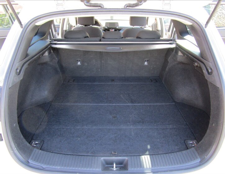 Hyundai i30 Kombi 1,6 l 81 kw