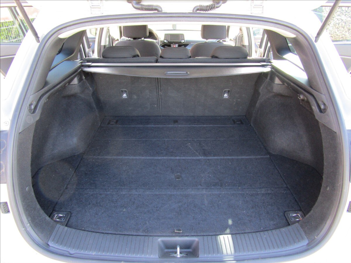 Hyundai i30 Kombi 1,6 l 81 kw