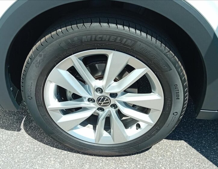 Volkswagen T-Cross 23