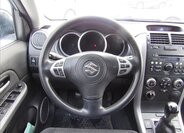 Suzuki Grand Vitara SUV 2,0 l 103 kw
