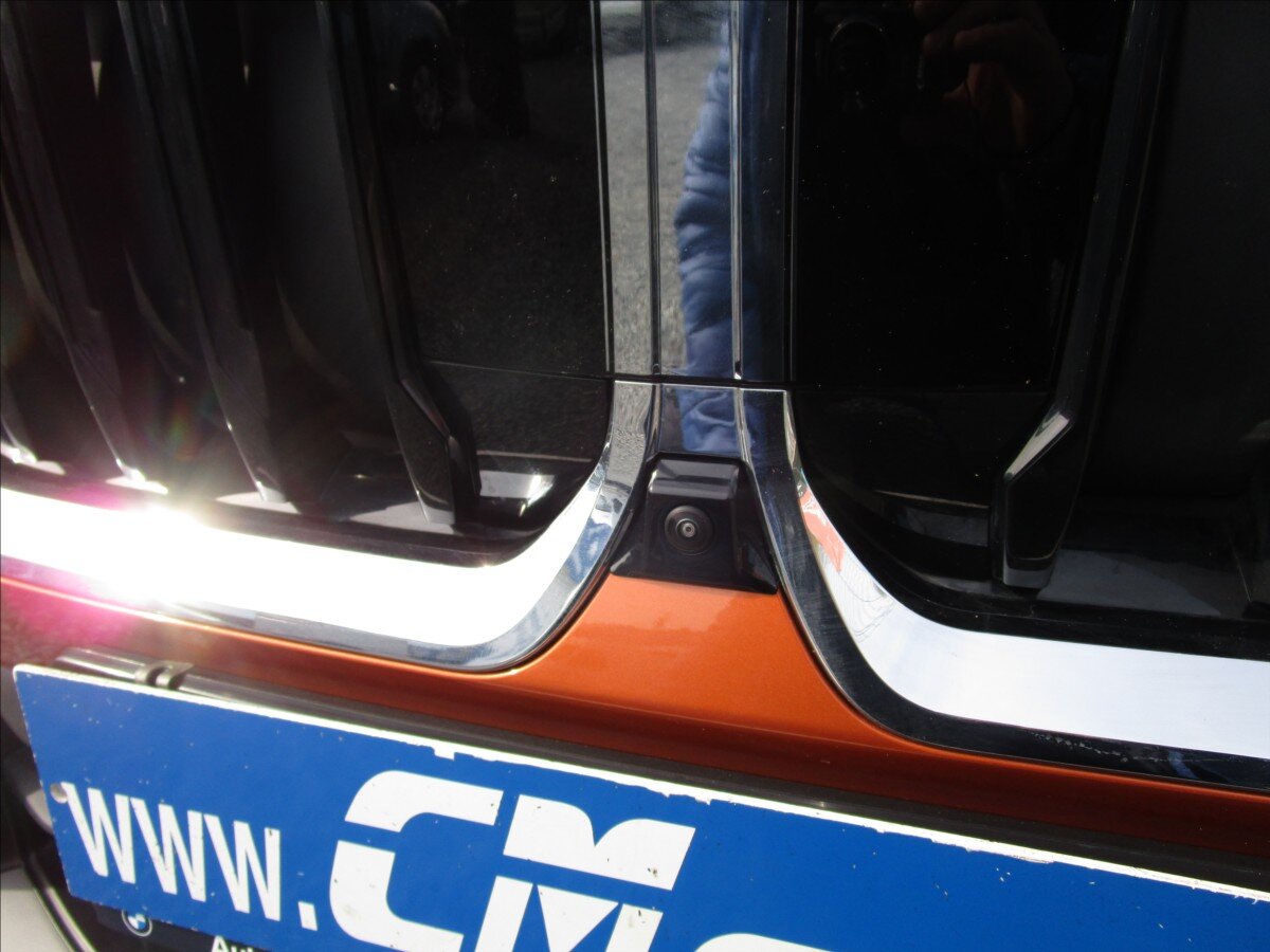 BMW X1 Kombi 1,5 l 110 kw