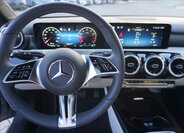 Mercedes-Benz Třídy A Hatchback 1,3 l 100 kw