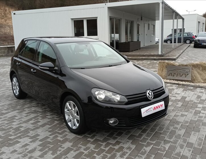 Volkswagen Golf Hatchback 1,2 l 77 kw