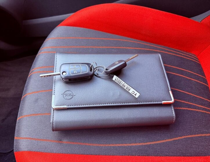 Opel Corsa Hatchback 1,2 l 63 kw