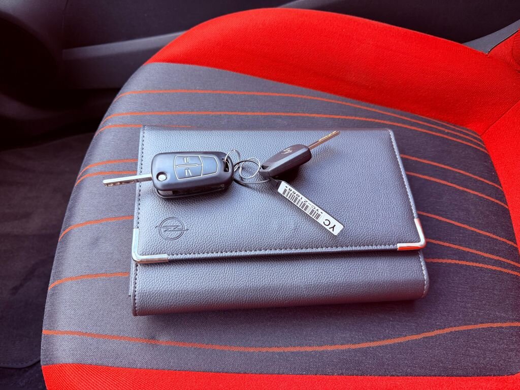 Opel Corsa Hatchback 1,2 l 63 kw