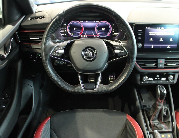 Škoda Kamiq Hatchback 999,0 81 kw