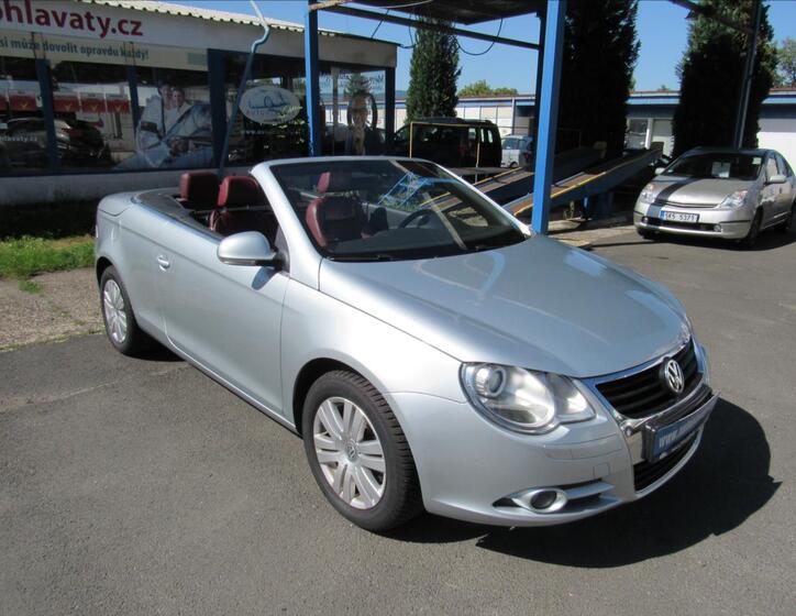 Volkswagen EOS 3
