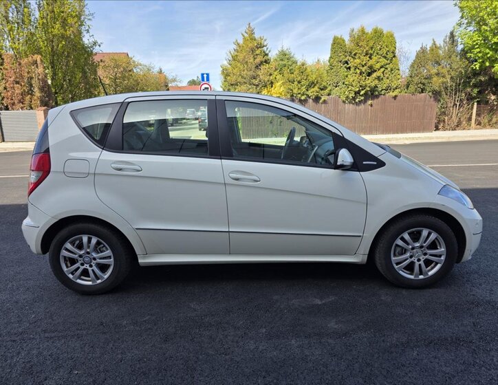 Mercedes-Benz Třídy A Kombi 1,5 l 70 kw