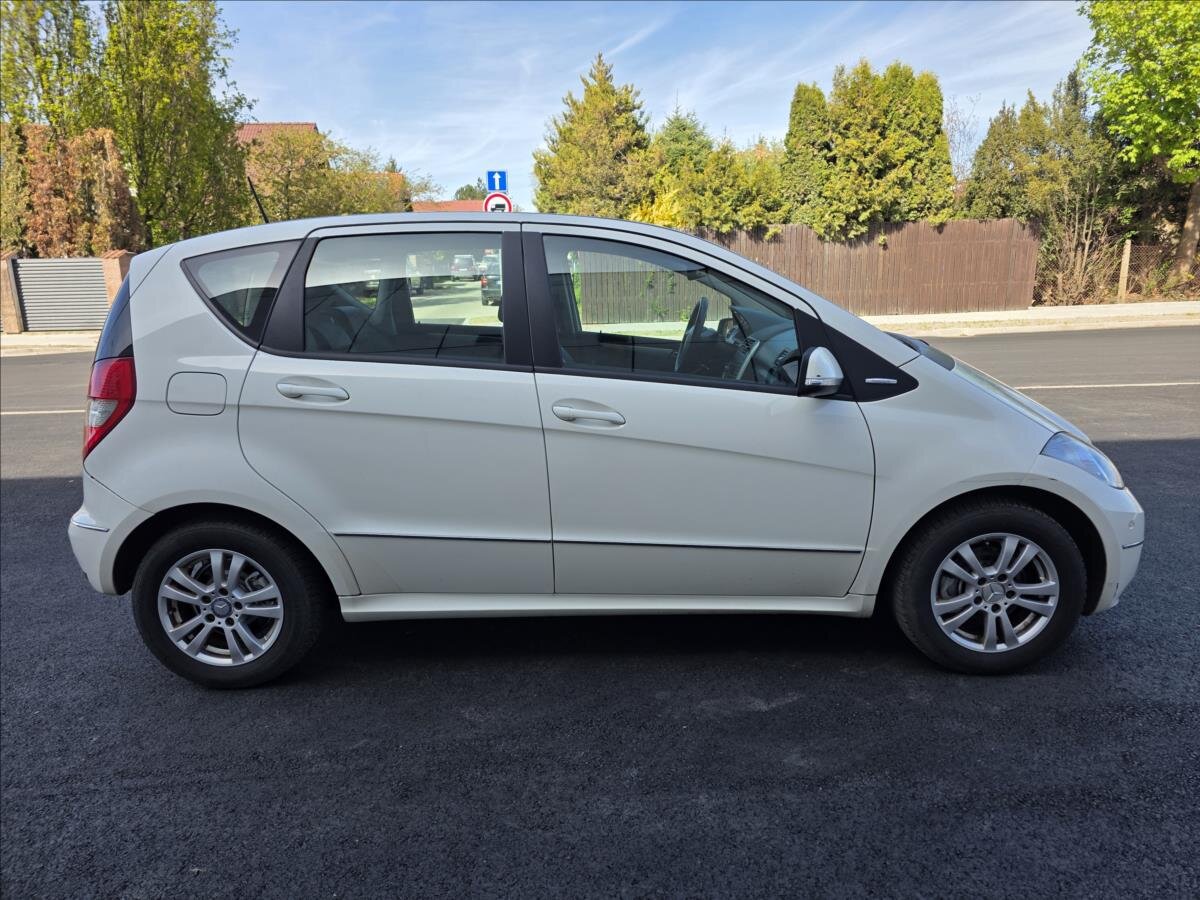 Mercedes-Benz Třídy A Kombi 1,5 l 70 kw