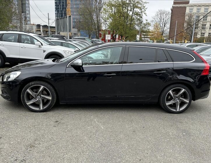 Volvo V60 Kombi 2,4 l 158 kw