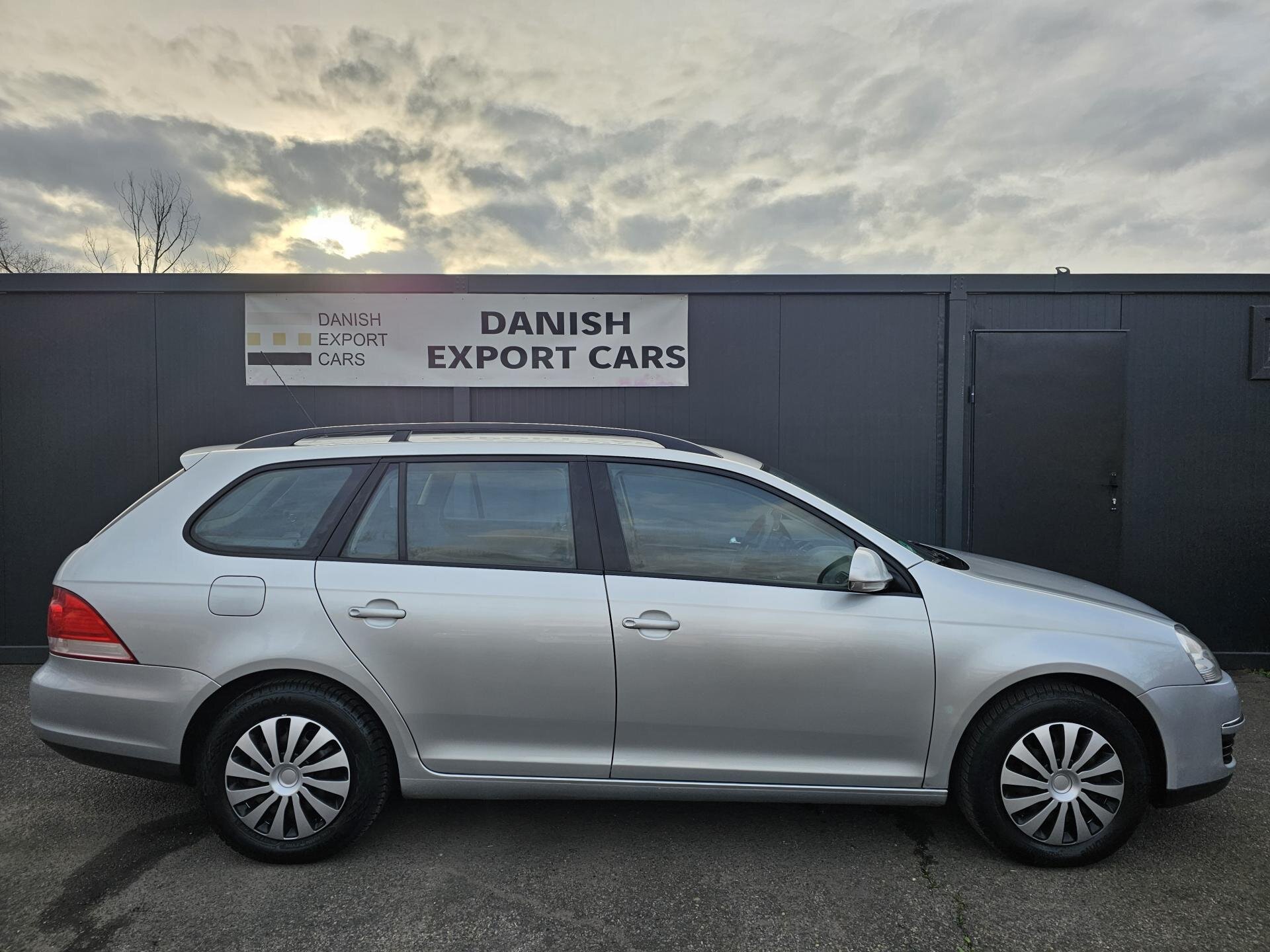 Volkswagen Golf Kombi 2,0 l 77 kw