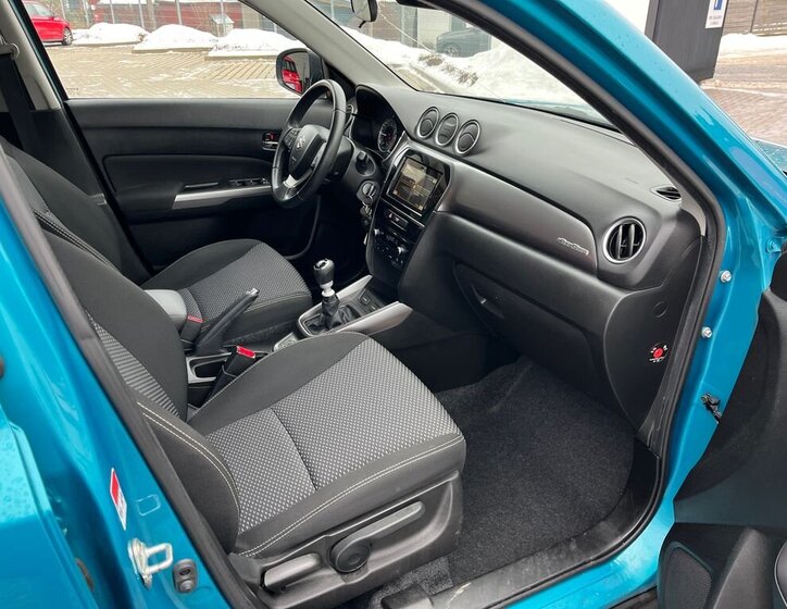 Suzuki Vitara SUV 1,4 l 103 kw