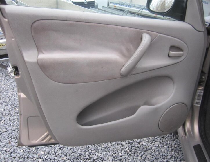 Citroën Xsara Picasso Kombi 1,6 l 80 kw