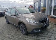 Peugeot 2008 8