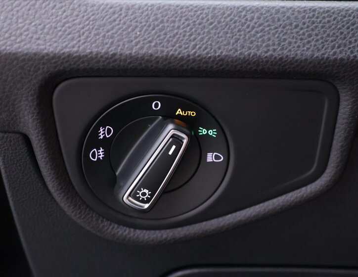 Volkswagen Touran MPV 2,0 l 110 kw