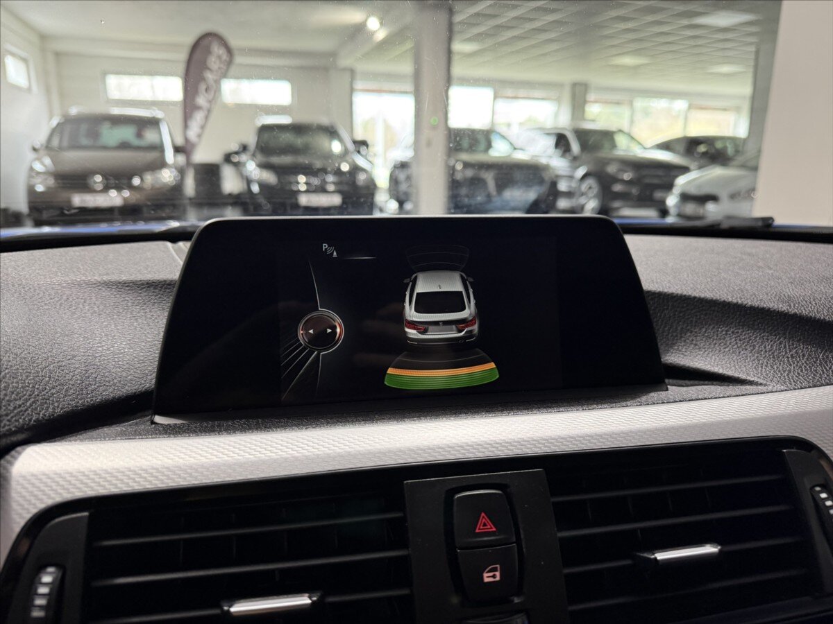 BMW Řada 4 Sedan / Limuzína 2,0 l 135 kw