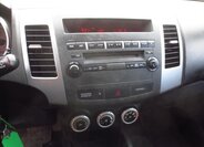 Mitsubishi Outlander SUV / Terénní 2,4 l 125 kw