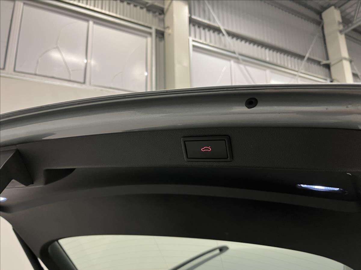 Škoda Superb Kombi 1,5 l 110 kw