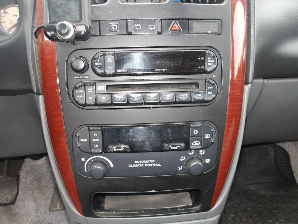 Chrysler Voyager MPV 2,5 l 105 kw