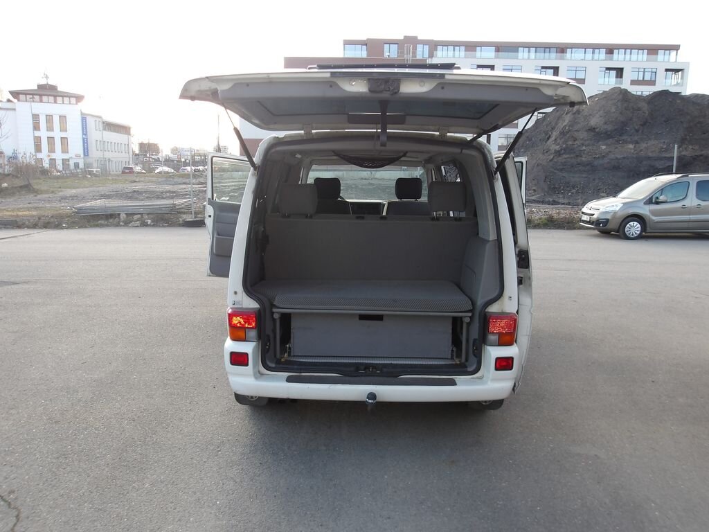 Volkswagen Multivan VAN / Minibus 2,5 l 75 kw