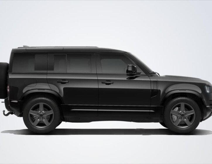 Land Rover Defender 2