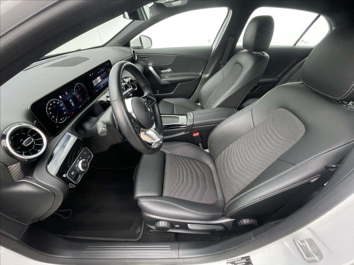 Mercedes-Benz Třídy A Hatchback 2,0 l 110 kw