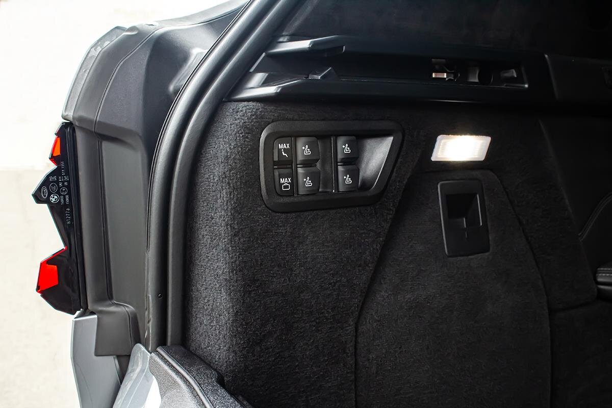 BMW X7 SUV / Terénní 3,0 l 250 kw