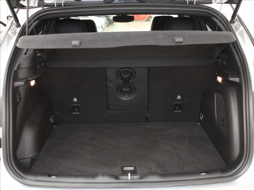 Jeep Compass SUV / Terénní 1,3 l 110 kw