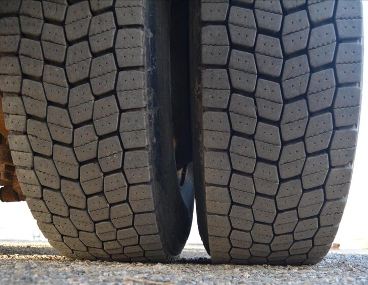 Renault Ostatní Valník 10,8 l 332 kw