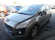 Peugeot 3008 SUV / Terénní 1,6 l 82 kw