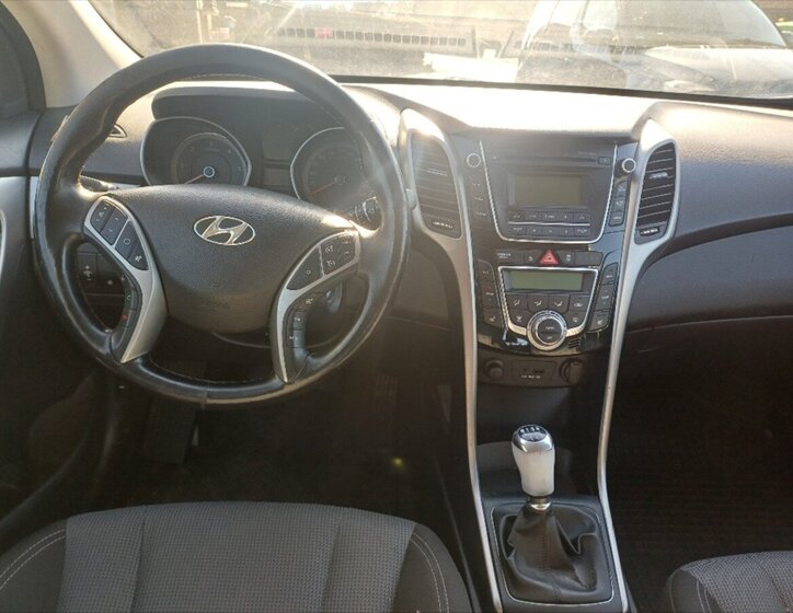 Hyundai i30 Kombi 1,6 l 81 kw