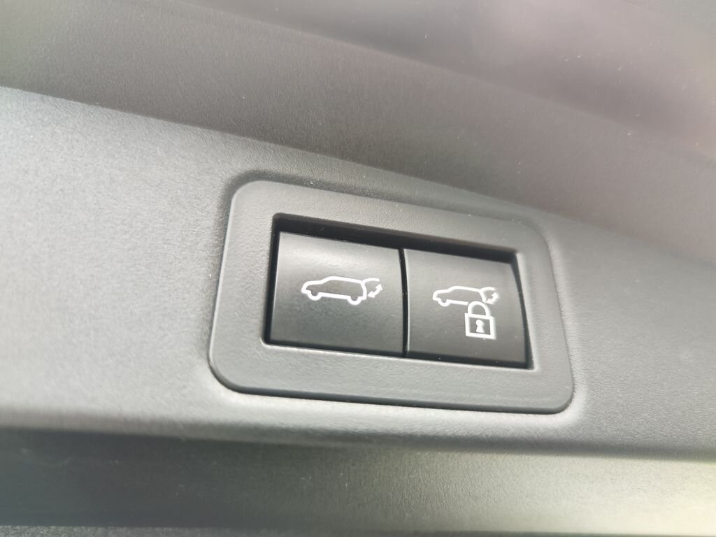 Toyota Corolla Kombi 2,0 l 144 kw