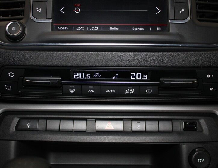 Citroën SpaceTourer MPV 2,0 l 110 kw