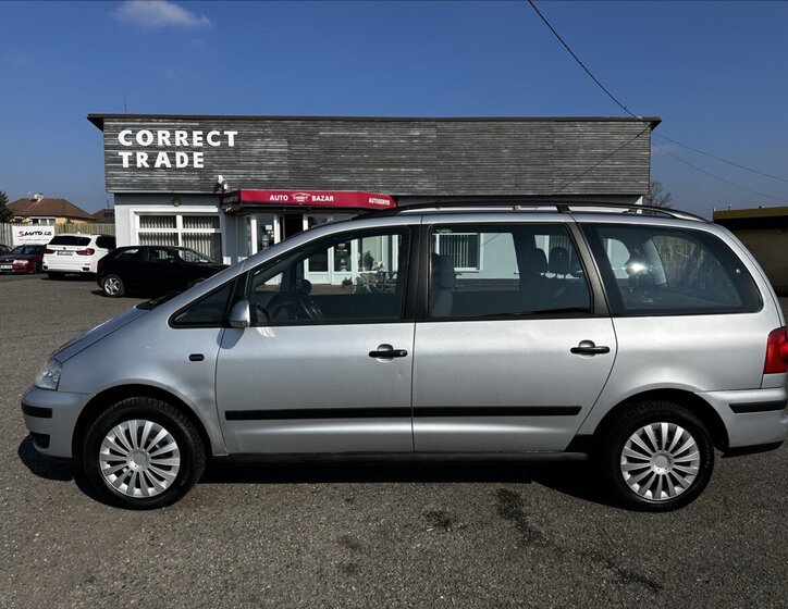 Volkswagen Sharan Kombi 1,9 l 85 kw