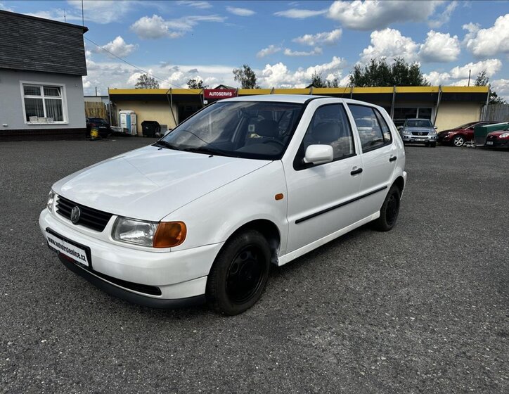 Volkswagen Polo 1